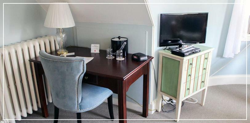 Castle Manor Inn Gloucester Εξωτερικό φωτογραφία
